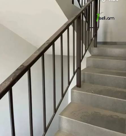 3 սենյականոց բնակարան նորակառույց շենքում Մոնթե Մելքոնյան փողոցում, 100 ք.մ., 8/17 հարկ