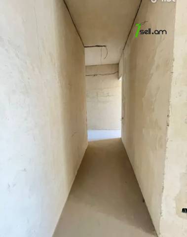 4 սենյականոց բնակարան նորակառույց շենքում Սերո Խանզադյան փողոցում, 130 քմ, 15/17 հարկ