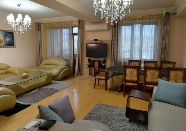 3 սենյականոց բնակարան նորակառույց շենքում Արգիշտի փողոցում, 120 ք.մ., 2 սանհանգույց