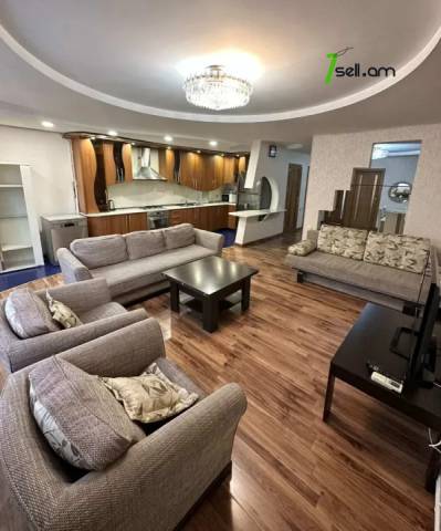 3 սենյականոց բնակարան Եզնիկ Կողբացու փողոցում, 130 քմ, 4/9 հարկ, 2 սանհանգույց, բարձր առաստաղներ