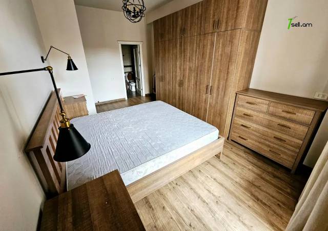 4 սենյականոց բնակարան նորակառույց շենքում Նիկողայոս Ադոնցի փողոցում, 121 ք.մ., 2 սանհանգույց