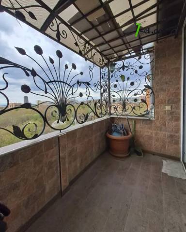 4 սենյականոց բնակարան նորակառույց շենքում Խորենացու փողոցում, 98 ք.մ., 2 սանհանգույց