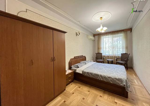 3 սենյականոց բնակարան, Vardanants St, 100 ք.մ., 2 սանհանգույց, բարձր առաստաղներ, 3/5 հարկ