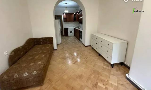 3 սենյականոց բնակարան Կոմիտասի պողոտայում, 77 քմ, 2/5 հարկ, բարձր առաստաղներ, կապիտալ վերանորոգված