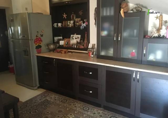 Երկու հարկանի քարե տուն Ռայնիսի փողոցում Քանաքեռ Զեյթունում, 300 քմ, 2 սանհանգույց, եվրովերանորոգված