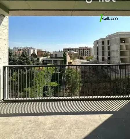 4 սենյականոց բնակարան նորակառույց շենքում Վերին Անտառային փողոցում, 111 ք.մ., 2 սանհանգույց