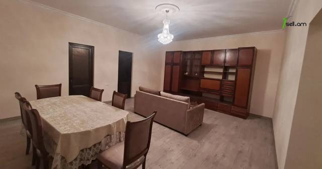 Մեկ հարկանի քարե տուն Էրեբունիում, 100 քմ, կապիտալ վերանորոգված