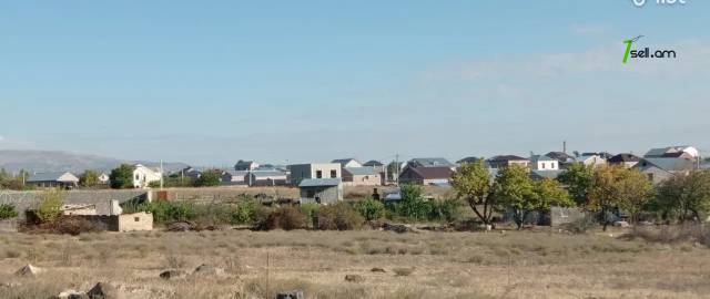 Գյուղատնտեսական հողատարածք Զովունիում, 4000 քմ