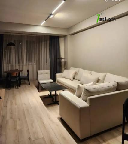 3 սենյականոց բնակարան նորակառույց շենքում Ալեք Մանուկյան փողոցում, 73 ք.մ., նախավերջին հարկ