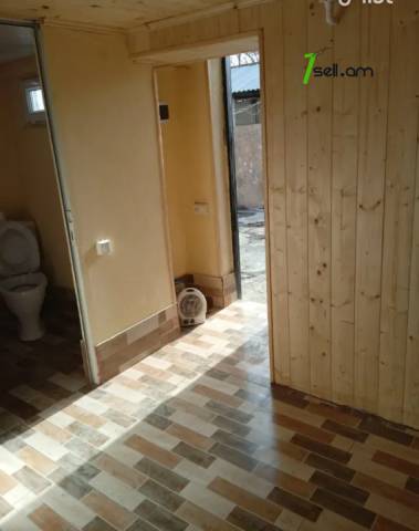 Երկու հարկանի քարե տուն 1-ին փողոցում Նուռնուսում, 120 ք.մ., 2 սանհանգույց, եվրովերանորոգված