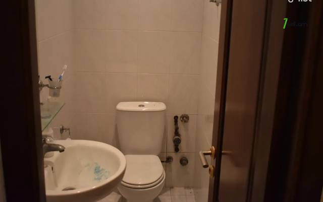 5 սենյականոց բնակարան Լվովյան փողոցում, 130 քմ, 1/5 հարկ, 2 սանհանգույց, կապիտալ վերանորոգված