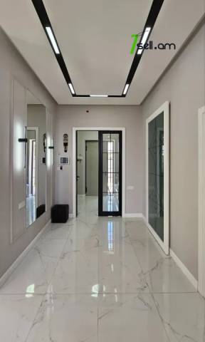 Երեք հարկանի քարե տուն, Avan-Arinj Առինջում, 800 քմ, 3+ սանհանգույց, կապիտալ վերանորոգված