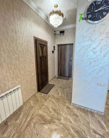 2 սենյականոց բնակարան նորակառույց շենքում Արամ Խաչատրյան փողոցում, 70 ք.մ., բարձր առաստաղներ