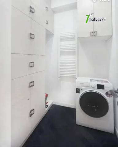 3 սենյականոց բնակարան նորակառույց շենքում Միքայել Նալբանդյանի փողոցում, 78 ք.մ., բարձր առաստաղներ