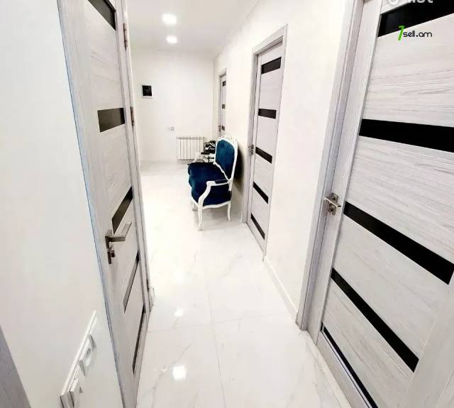 4 սենյականոց բնակարան Գուսան Շերամի փողոցում, 90 ք.մ., 2 սանհանգույց, դիզայներական ոճով վերանորոգված