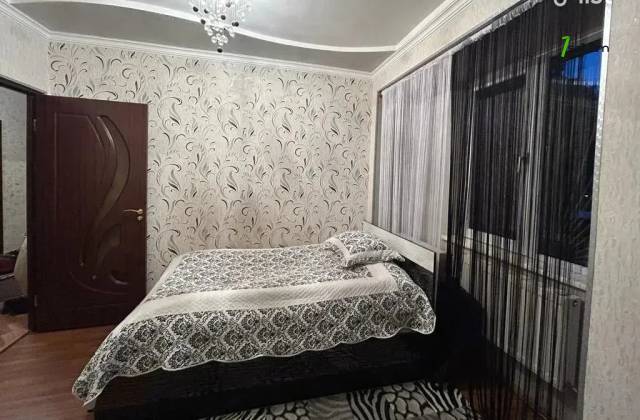 4 սենյականոց բնակարան Խաղաղ Դոնի փողոցում, 96 ք.մ., 1/9 հարկ, եվրովերանորոգված