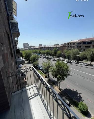 2 սենյականոց բնակարան Կոմիտասի պողոտայում, 43 քմ, նախավերջին հարկ, բարձր առաստաղներ