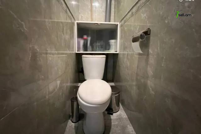 3 սենյականոց բնակարան Կիևյան փողոցում, 70 քմ, 2/5 հարկ, բարձր առաստաղներ, կապիտալ վերանորոգված