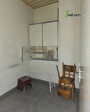 Բազմաֆունկցիոնալ գույք Մոլդովական փողոցում Նոր Նորքում, 175 քմ