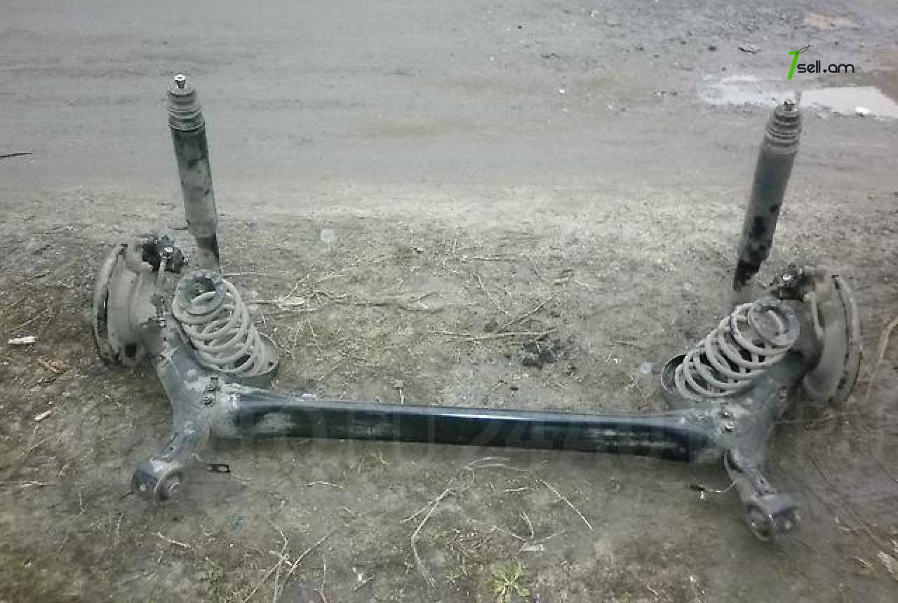 Toyota Corolla 2013-2018 chulok dur kapot krilo radiatr shit far 