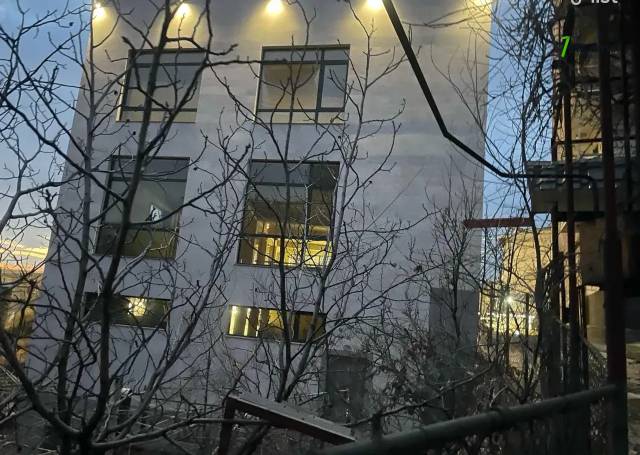 Առևտրային տարածք Կարապետ Ուլնեցու փողոցում Քանաքեռ Զեյթունում, 1360 քմ