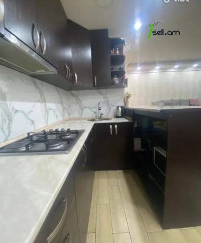 3 սենյականոց բնակարան, Դավթաշեն 4-րդ թաղամաս, 51 քմ, եվրովերանորոգված