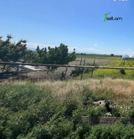 Գյուղատնտեսական հողատարածք, Երևան-Մեղրի ավտոմայրուղի Մասիսում, 5400 քմ