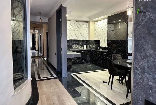 3 սենյականոց բնակարան նորակառույց շենքում Փավստոս Բուզանդի փողոցում, 90 քմ, 13/17 հարկ