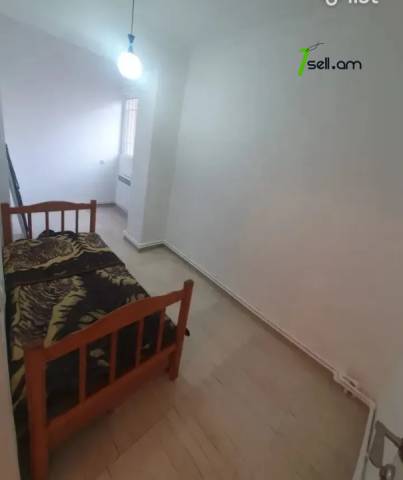3 սենյականոց բնակարան Զորավար Անդրանիկի փողոցում, 65 ք.մ., 2/9 հարկ, կապիտալ վերանորոգված