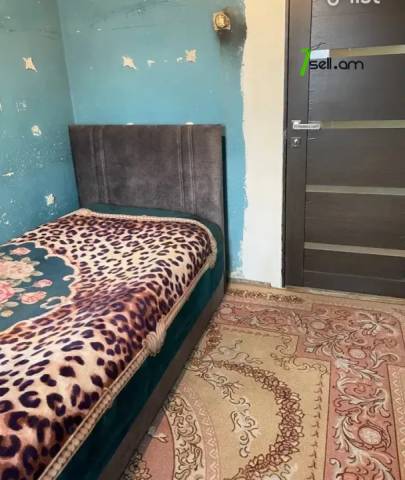 2 սենյականոց բնակարան Գուսան Շերամի փողոցում, 56 ք.մ., նախավերջին հարկ, մասնակի վերանորոգում