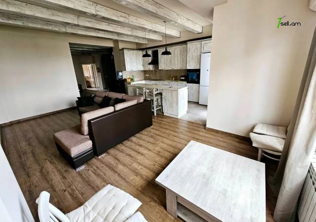 4 սենյականոց բնակարան նորակառույց շենքում Նիկողայոս Ադոնցի փողոցում, 121 ք.մ., 2 սանհանգույց