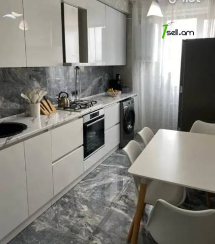 3 սենյականոց բնակարան նորակառույց շենքում Սեբաստիայի փողոցում, 86 ք.մ., 3/14 հարկ, բարձր առաստաղներ