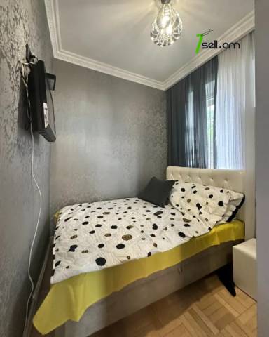 2 սենյականոց բնակարան Շոպրոնի փողոցում, 68 քմ, 1/5 հարկ, կապիտալ վերանորոգված, քարե շենք