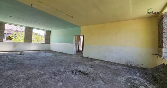 Երկու հարկանի քարե տուն Մառի փողոցում Նոր Նորքում, 1415 քմ, 3+ սանհանգույց