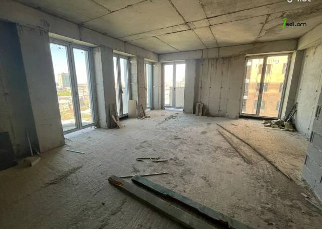 4 սենյականոց բնակարան նորակառույց շենքում Գյուլբենկյան փողոցում, 130 ք.մ., 9/16 հարկ, 2 սանհանգույց