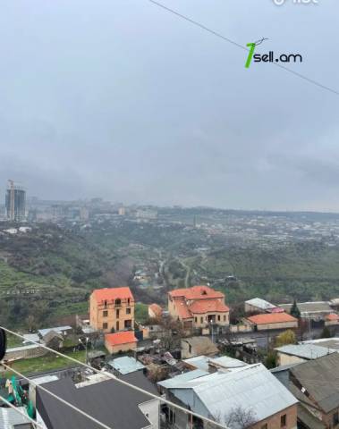 3 սենյականոց բնակարան Պարույր Սևակի փողոցում, 78 քմ, եվրովերանորոգված