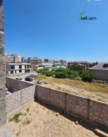 Երեք հարկանի տուն, Գ-1 թաղամաս Աջափնյակում, 280 քմ, 3+ սանհանգույց