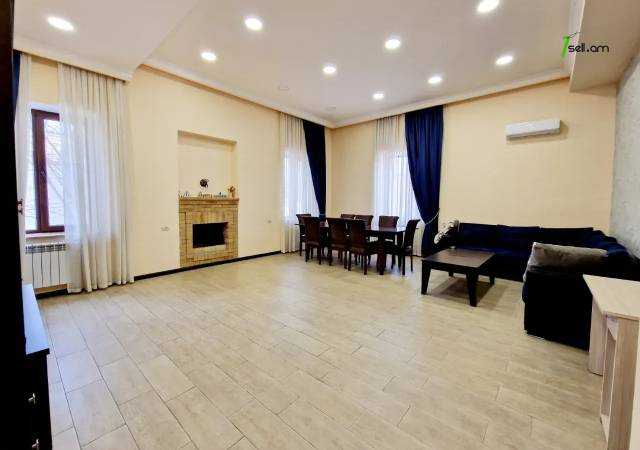 Երկու հարկանի քարե տուն, Նորք-Մարաշ վարչական շրջան Նորք Մարաշում, 1000 քմ, 3+ սանհանգույց