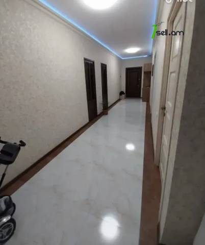 4 սենյականոց բնակարան նորակառույց շենքում Գրիբոյեդովի փողոցում, 120 ք.մ., 3/16 հարկ, 2 սանհանգույց