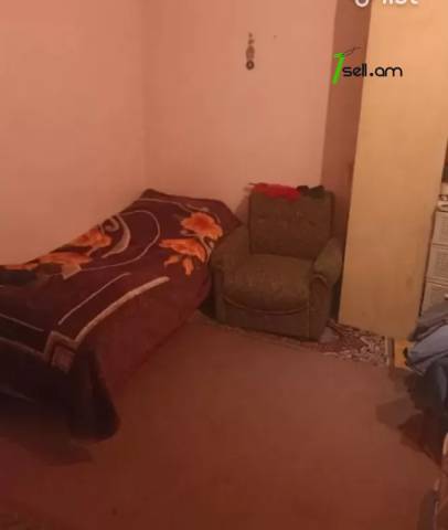 Երեք հարկանի քարե տուն Արաբկիրում, 300 ք.մ., 3+ սանհանգույց, մասնակի վերանորոգում