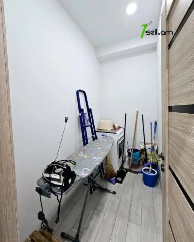 3 սենյականոց բնակարան նորակառույց շենքում, Ծիծեռնակաբերդի խճուղի, 85 ք.մ., բարձր առաստաղներ