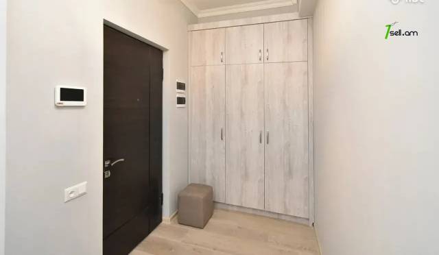 2 սենյականոց բնակարան նորակառույց շենքում Կոմիտասի պողոտայում, 91 քմ, 8/18 հարկ, 2 սանհանգույց