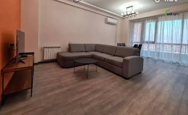 3 սենյականոց բնակարան նորակառույց շենքում Սասնա Ծռերի փողոցում, 95 ք.մ., 2 սանհանգույց