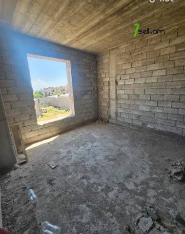 Երեք հարկանի տուն, Գ-1 թաղամաս Աջափնյակում, 280 քմ, 3+ սանհանգույց