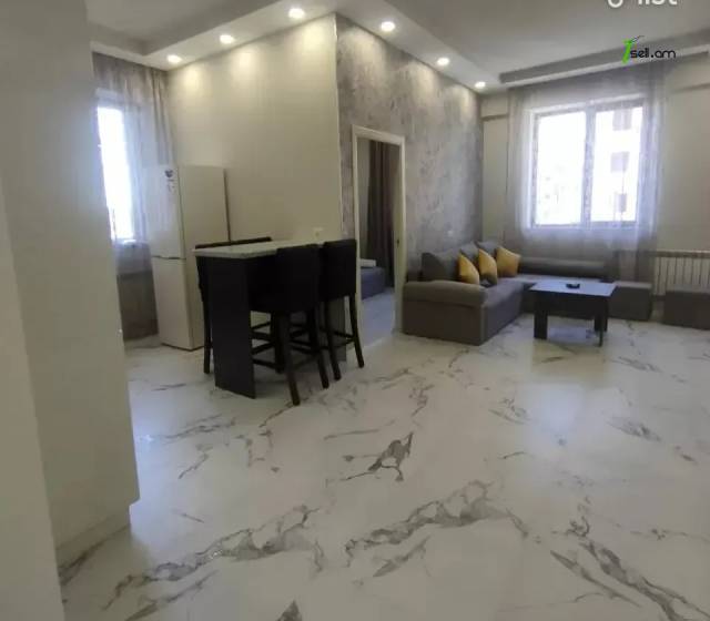 3 սենյականոց բնակարան նորակառույց շենքում Կոմիտասի պողոտայում, 70 քմ, 6/17 հարկ, բարձր առաստաղներ