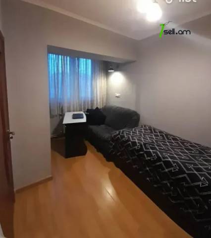 4 սենյականոց բնակարան Դրոյի փողոցում, 75 ք.մ., 10/13 հարկ, կապիտալ վերանորոգված