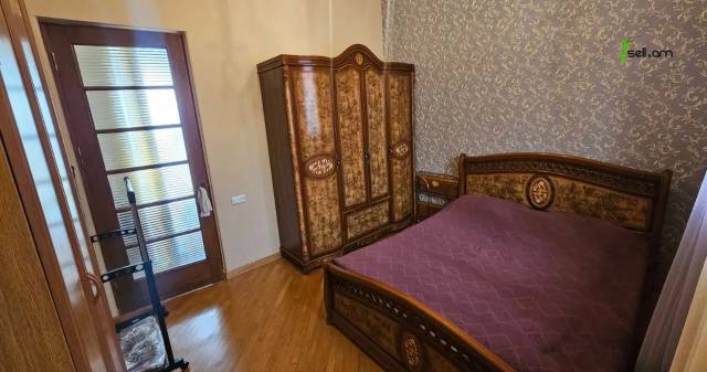 Երկու հարկանի քարե տուն Սեպուհի փողոցում Արաբկիրում, 788 ք.մ., 2 սանհանգույց, կոսմետիկ վերանորոգում