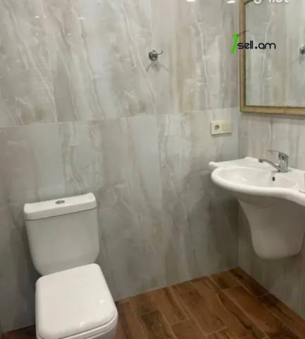 2 սենյականոց բնակարան նորակառույց շենքում Հրաչյա Ներսիսյան փողոցում, 68 քմ, 9/16 հարկ