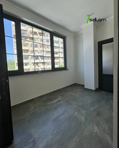 Բազմաֆունկցիոնալ գույք Քոչինյան փողոցում Ջրվեժում, 85 քմ