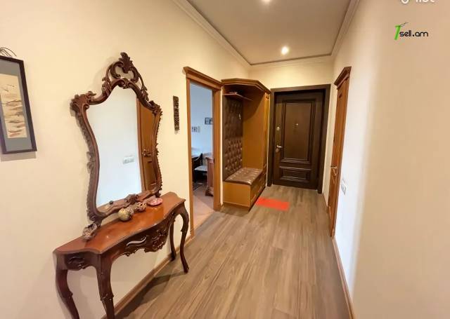 3 սենյականոց բնակարան նորակառույց շենքում Գրիբոյեդովի փողոցում, 116 քմ, 11/15 հարկ, 2 սանհանգույց